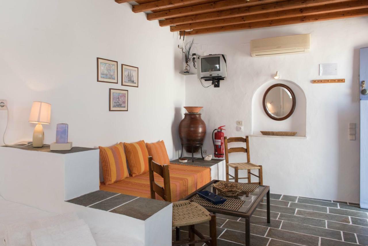Aris & Maria Houses Kastron  ภายนอก รูปภาพ